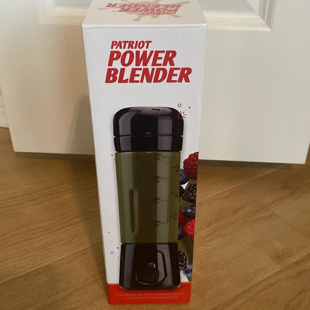 COPY - NWT Power Potable Blender